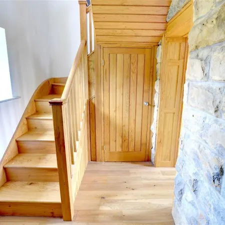 Holiday home The Byre